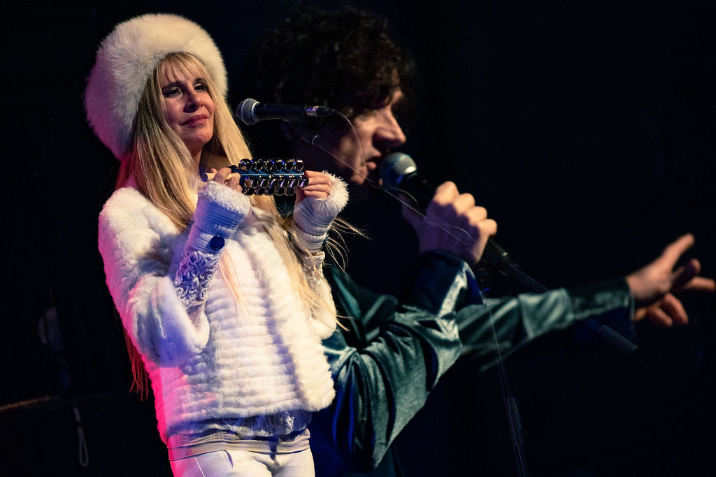 Feels Like Christmas performance photo
